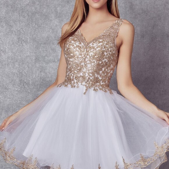 HOME COMING DRESS - Picture 1 of 3